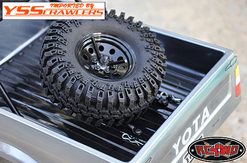 RC4WD Bed Mount Angled Spare Tire Carrier!